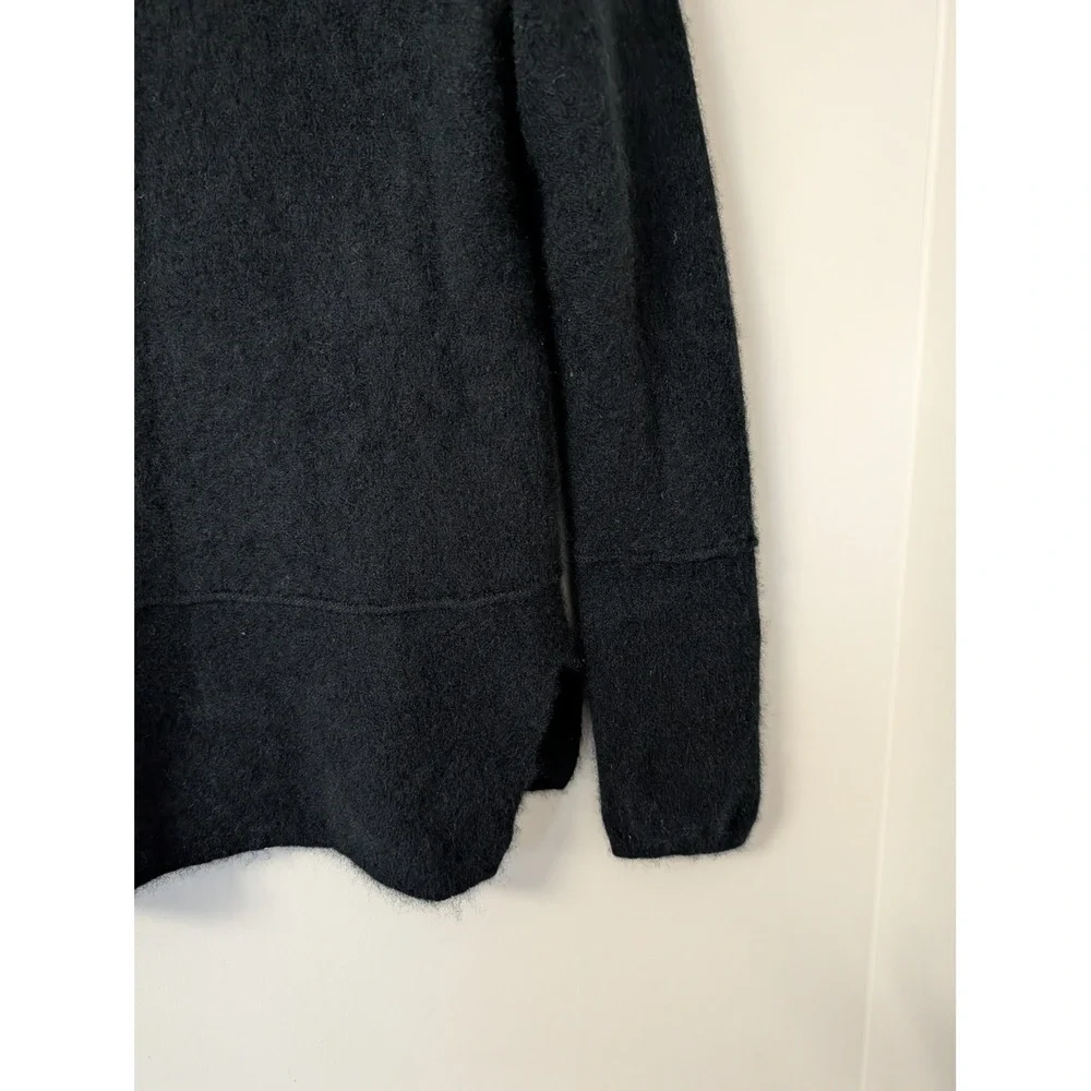 Vince Black 100%‎ Cashmere V-Neck Raglan Sweater Side Slit XS